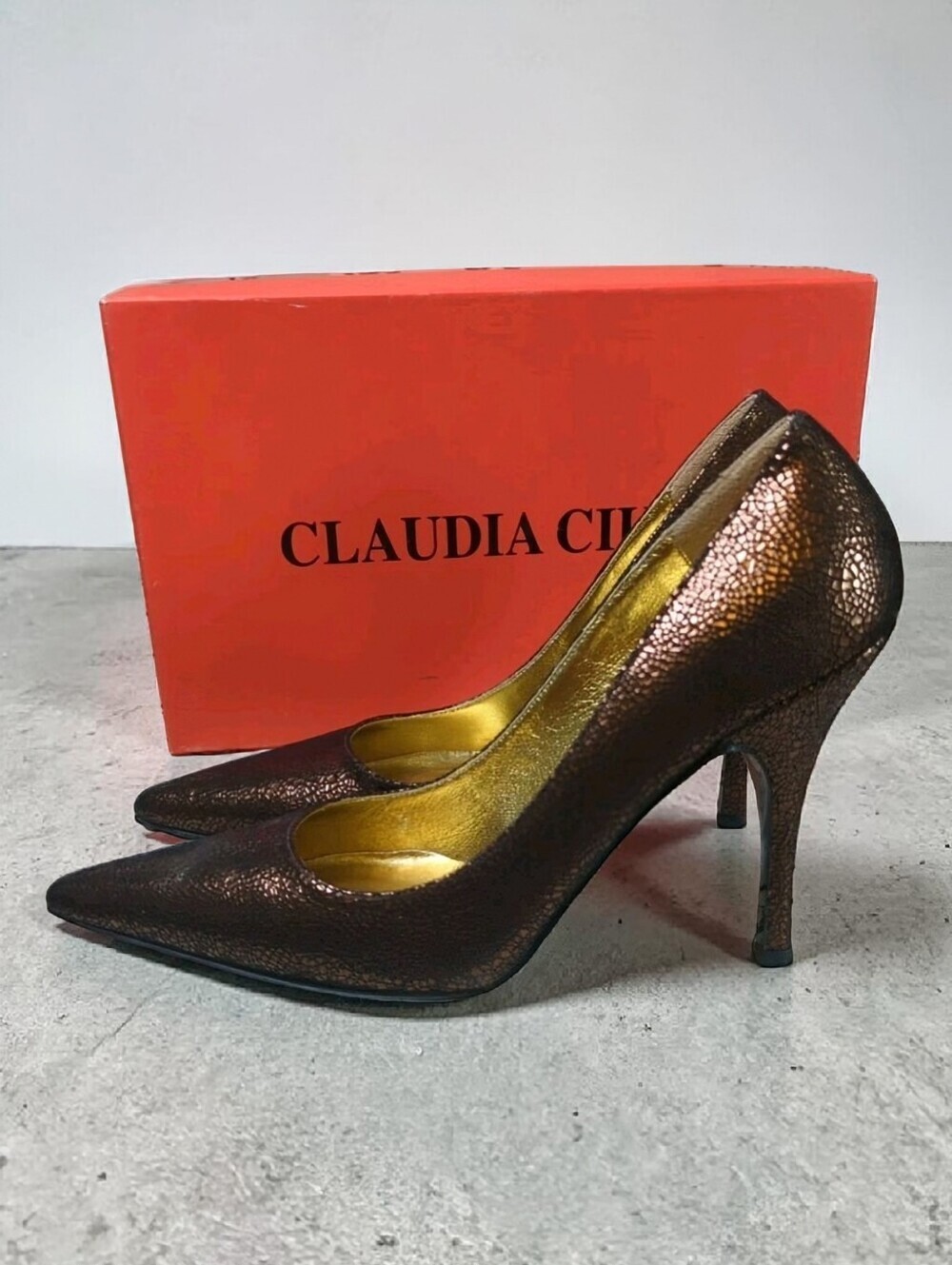 Claudia Ciuti Mimi Pump Heels Sz 8 Copper Metallic Leather Stiletto Italy $255